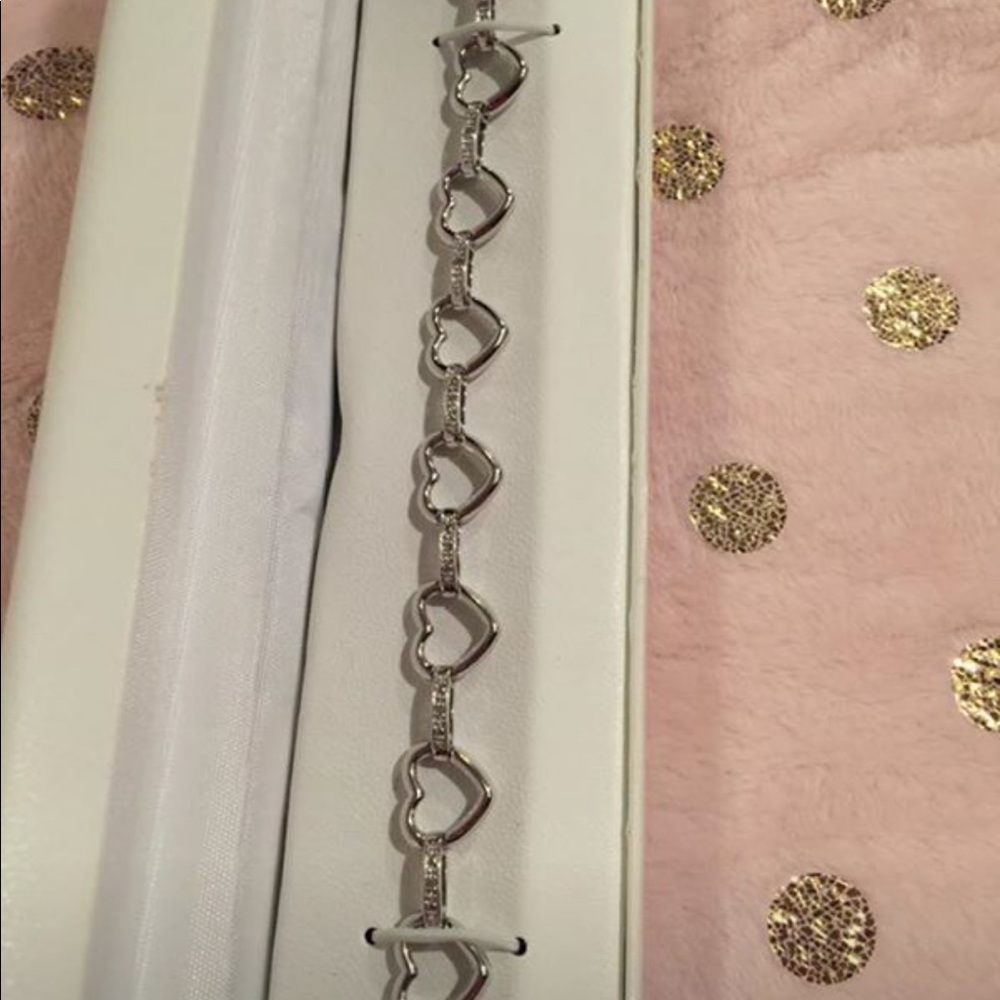 Brand new diamond heart bracelet - Picture 7 of 7
