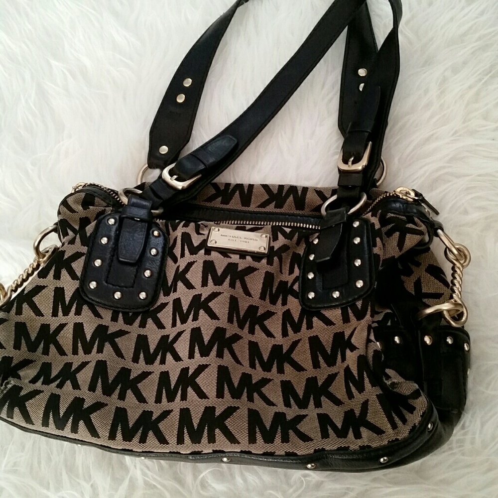 Mk purse
