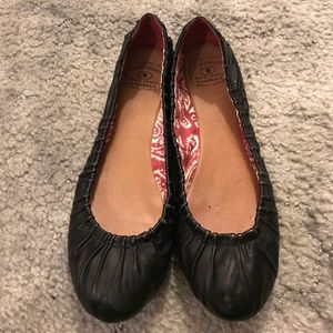 Lucky Brand Black leather Ballet flats