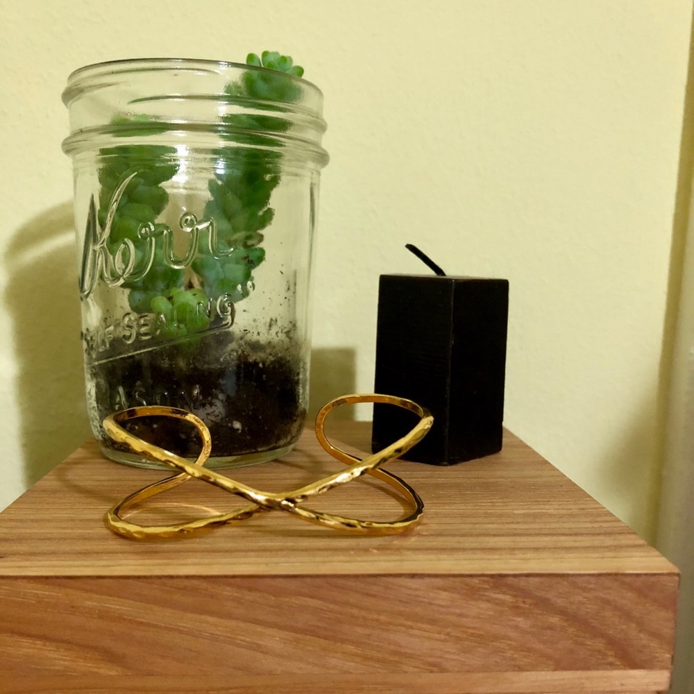 Gorjana Elea Cuff - gold