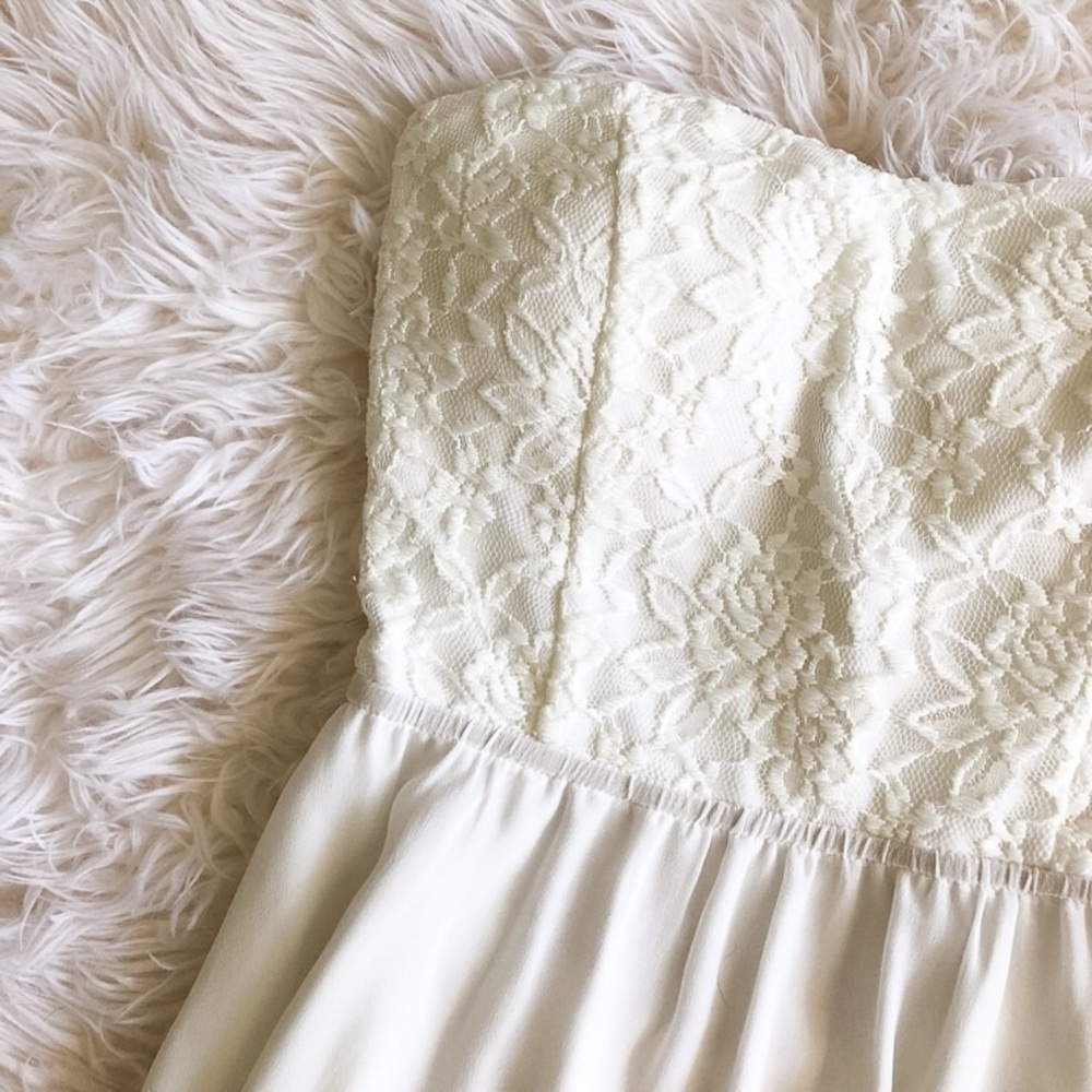 Strapless lace dress // bow back