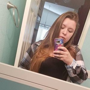 Meet your Posher, Brianna