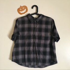 Forever 21 Cropped Plaid Button Down