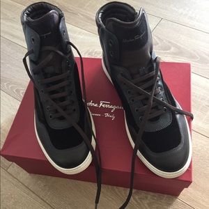 ❌SOLD❌Salvatore Ferragamo Palestro High Sneaker