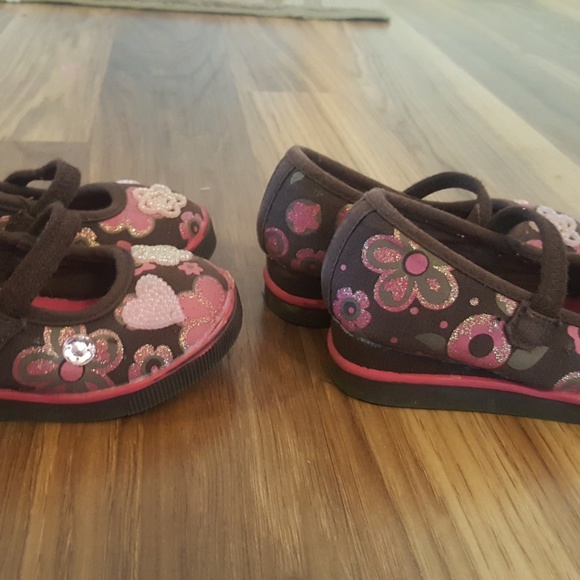 Sold - Picture 5 of 8