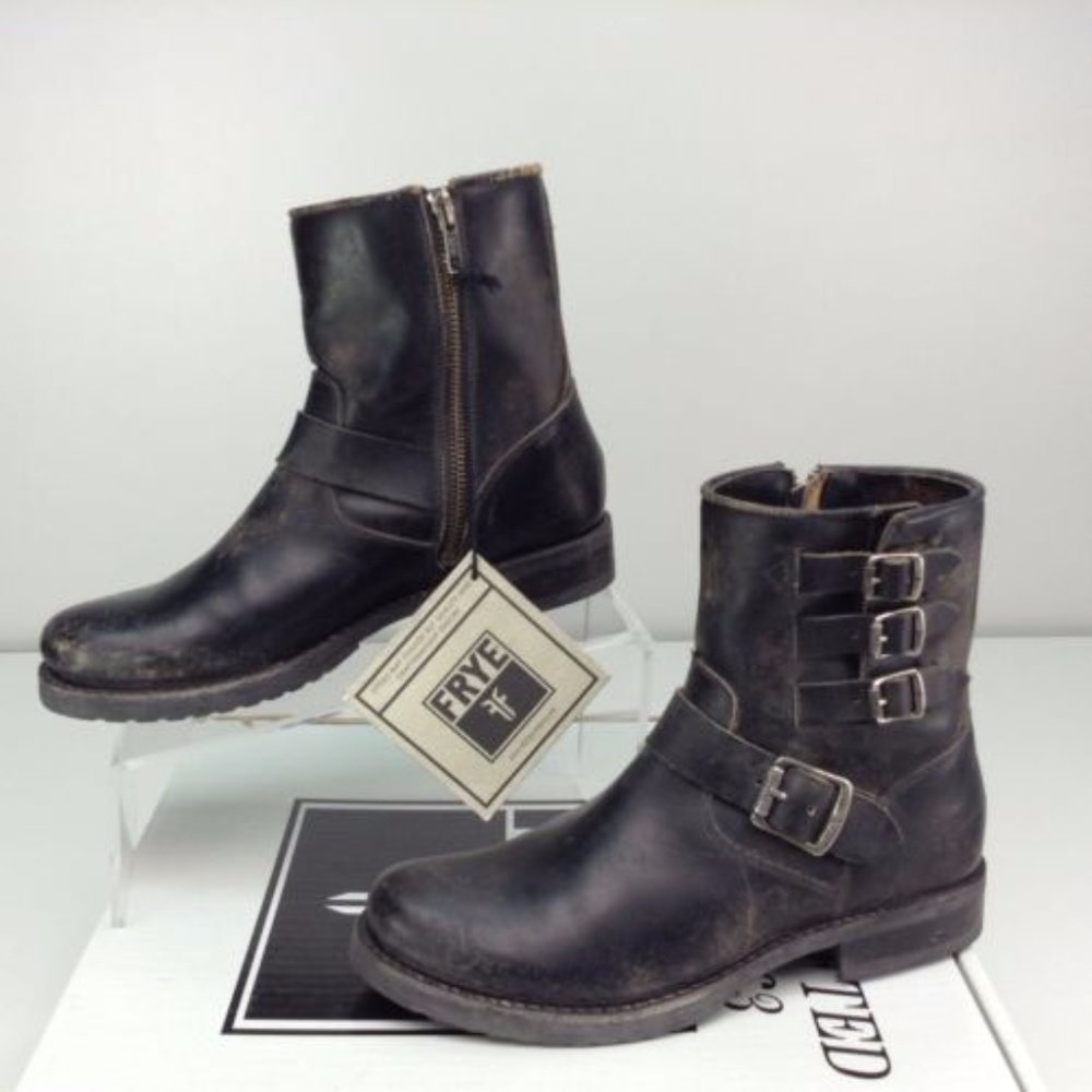 FRYE Women's Veronica Belted Short Moto Boot