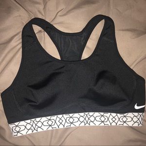 Women's Nike Dri Fit Sports Bra