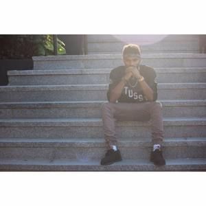 Meet your Posher, Henry