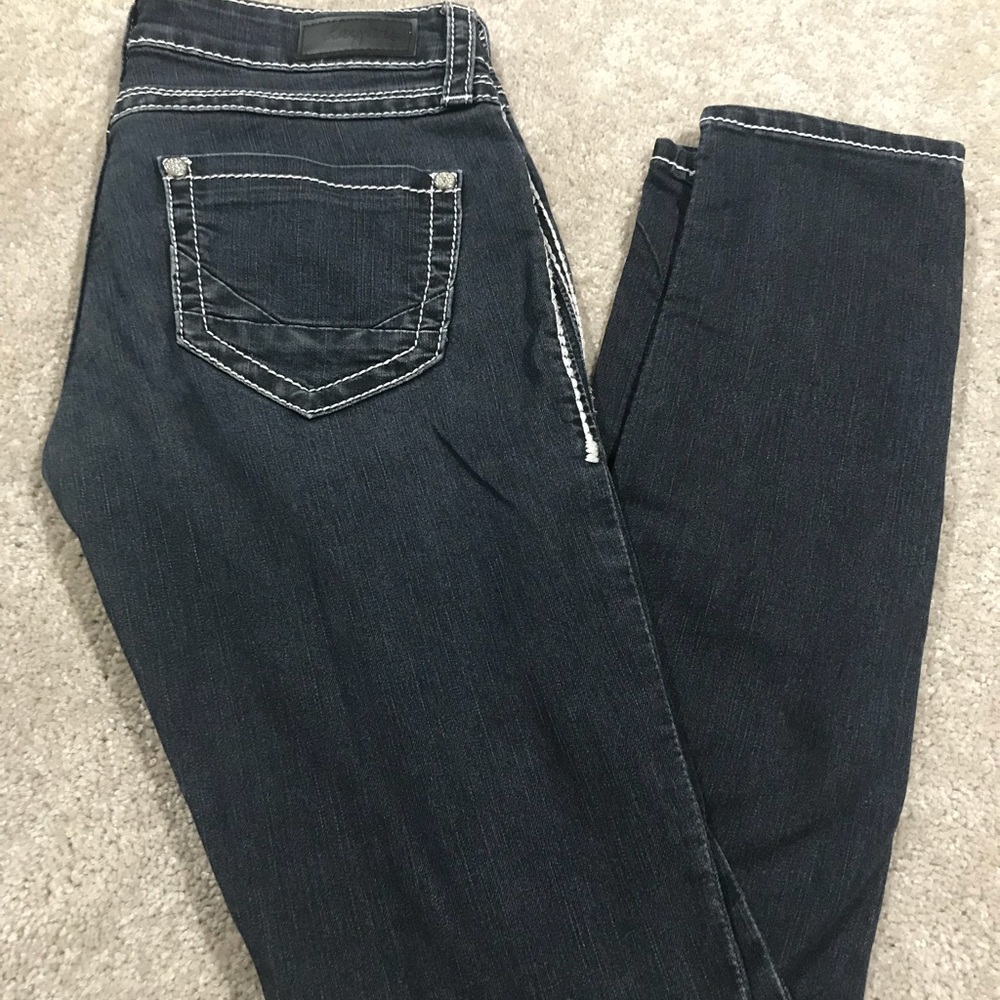 Daytrip Skinny Jeans 26L