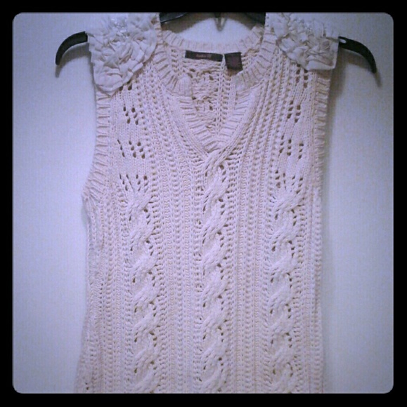 Sweater Soft n Feminine - Picture 1 of 6