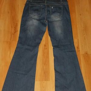 Forever 21 premium denim size 31