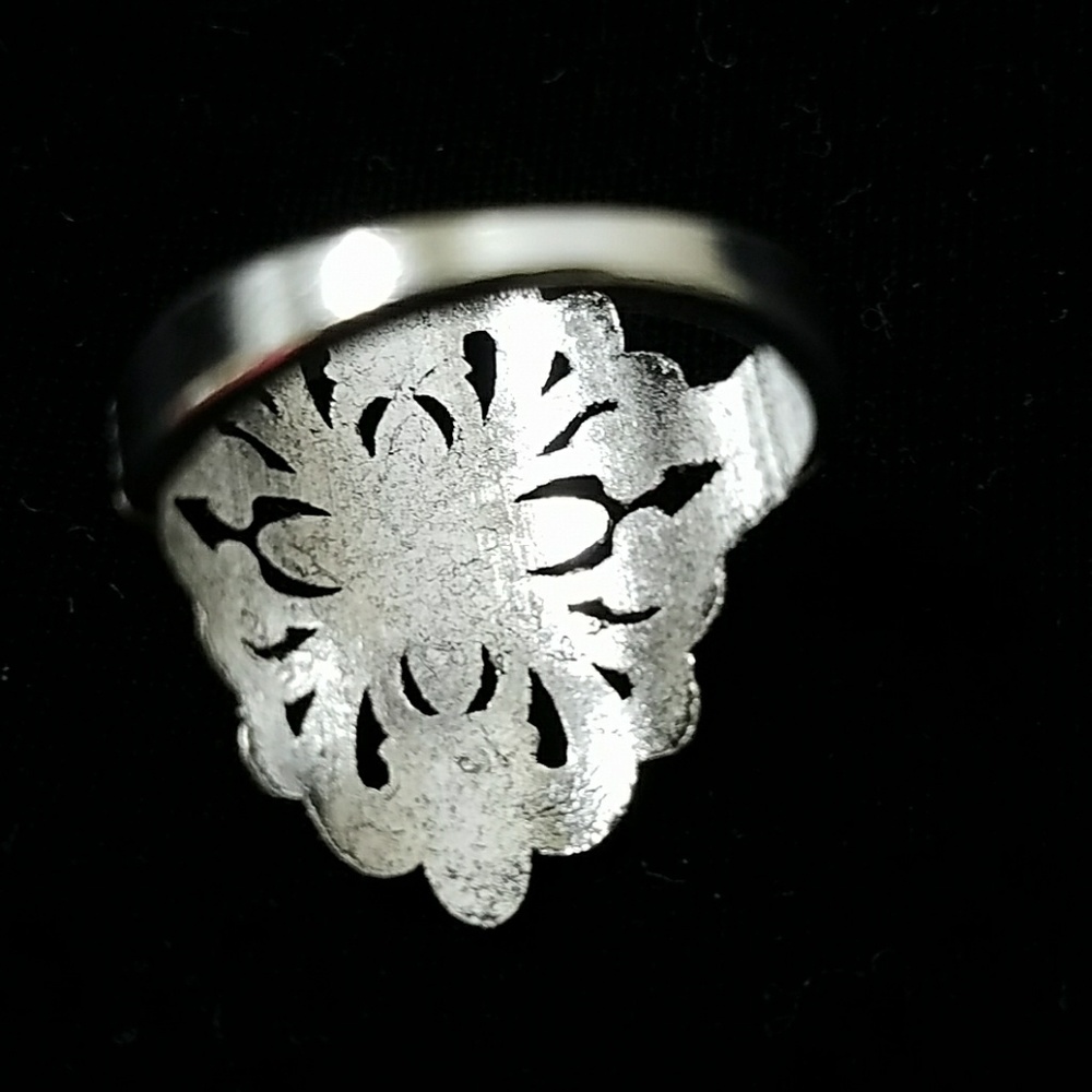 👀💍Pretty ring - Picture 3 of 6