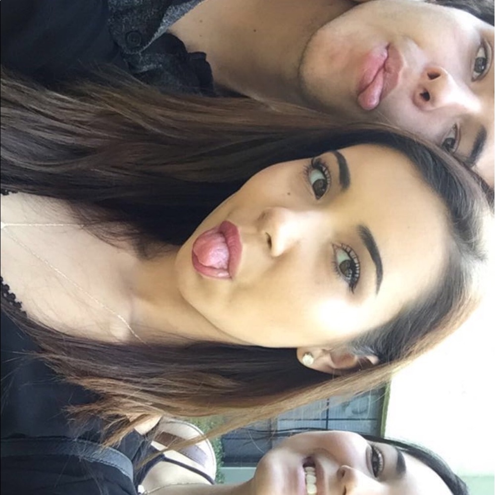 Meet your Posher, Angie