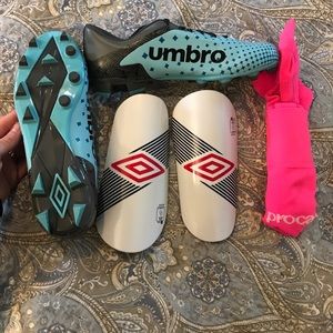 Umbro Soccer cleats, shin guards. WORN ONCE! 10
