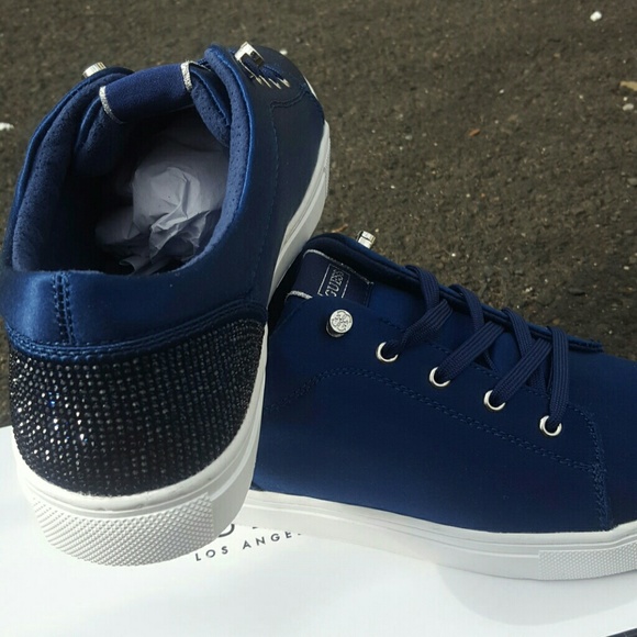 GUESS NAVY BLUE SNEAKERS - Picture 4 of 5