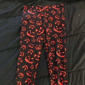 Halloween jack o lantern face leggings !