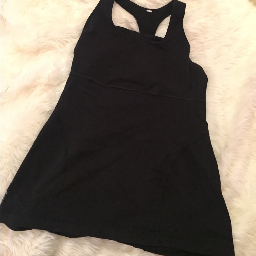 Lululemon razor back tank!! W/ padded bra