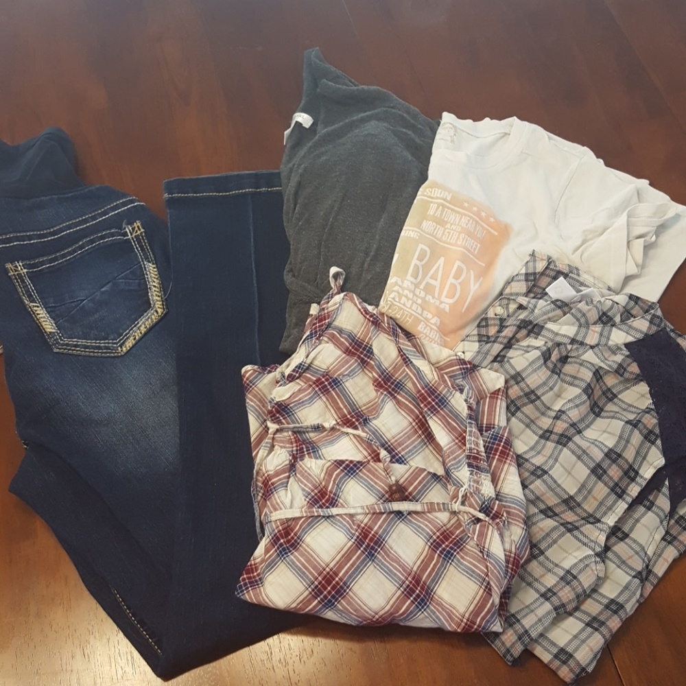 Motherhood maternity size medium bundle