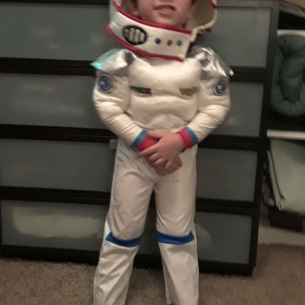 Cute astronaut outfit