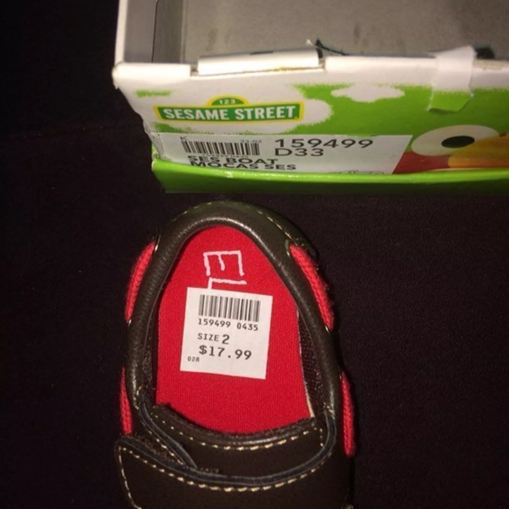 Elmo Shoes - Picture 3 of 3