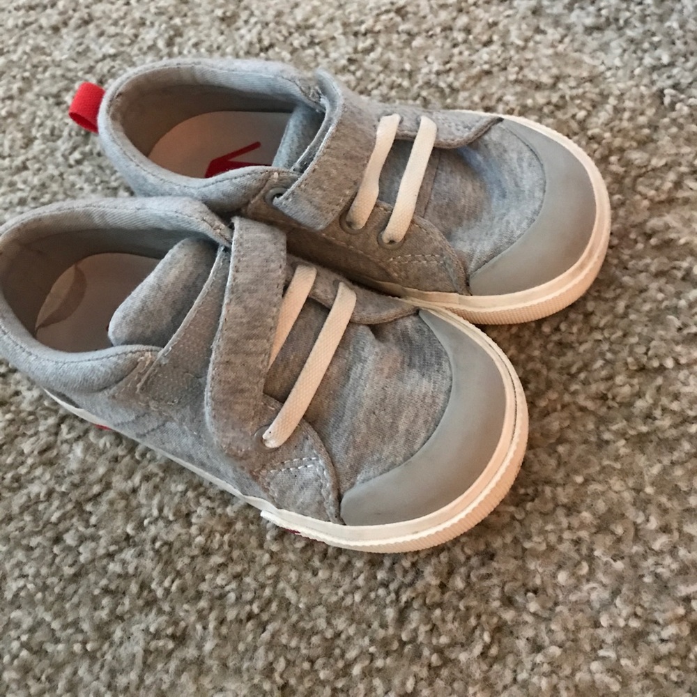 Toddler shoes