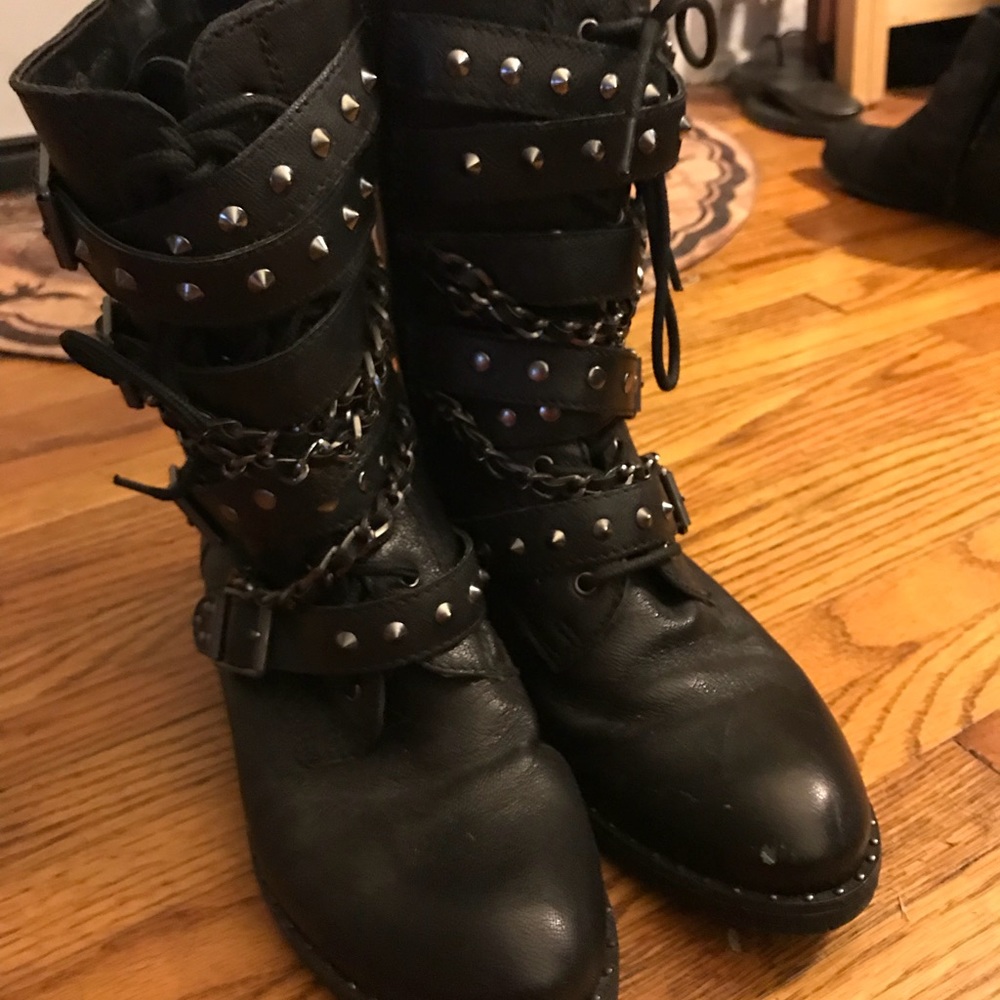 BCBG punk boots