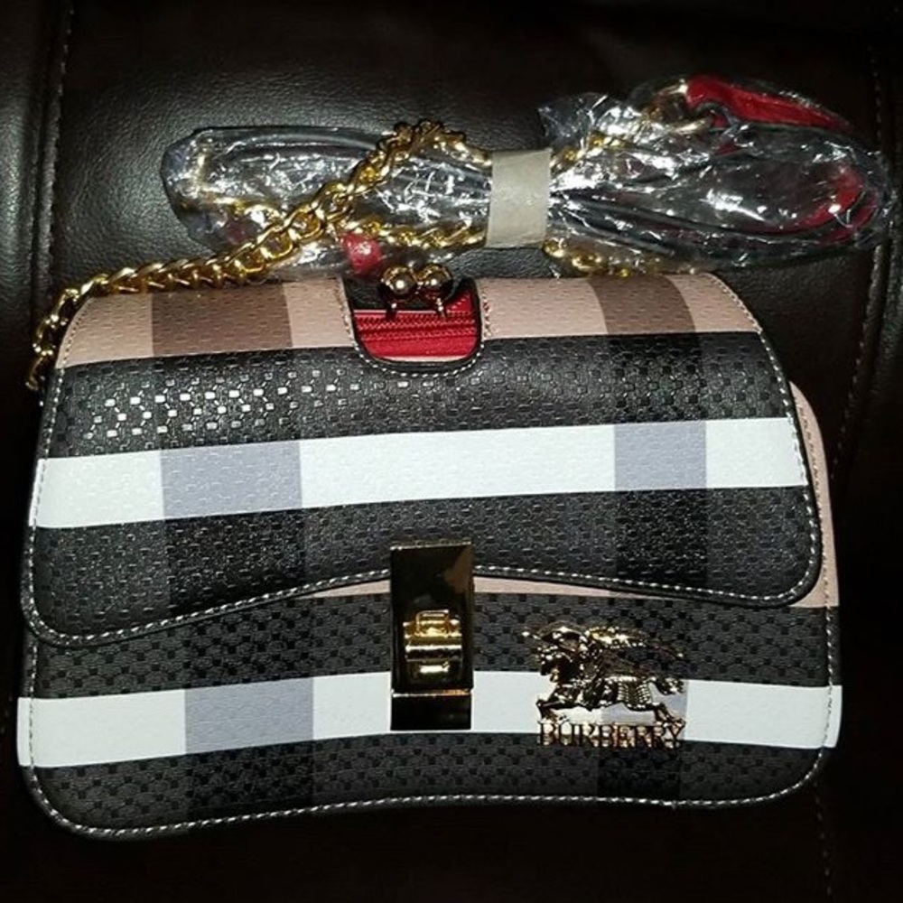 Meet your Posher, Kera