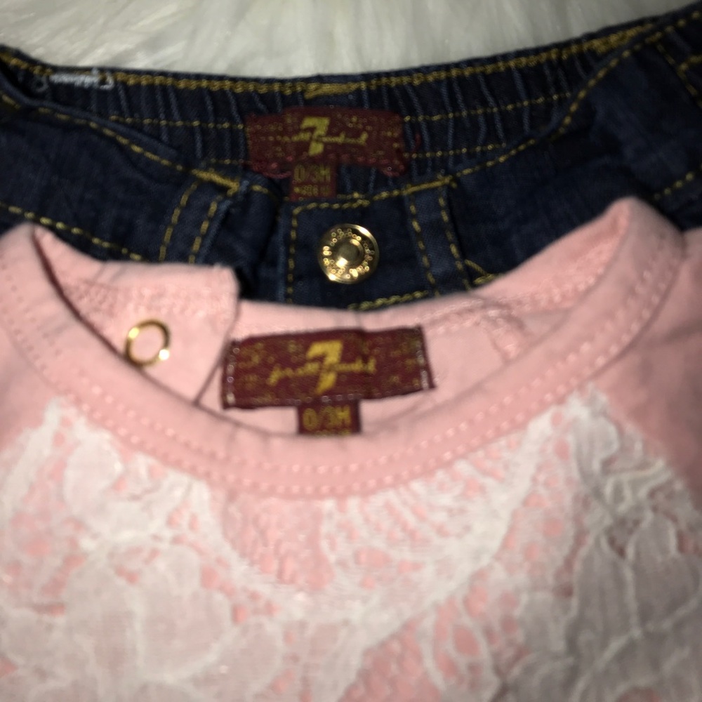7 for all Mankind Baby Girl 2-Piece Outfit - Picture 4 of 4