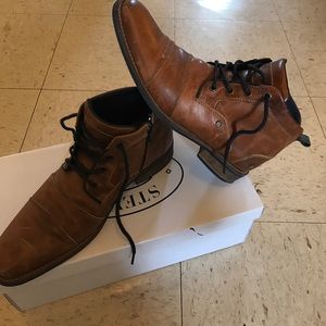 Men's Steve Madden boots SZ. 7.0