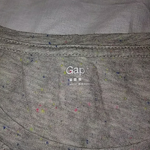 GAP Top - Picture 4 of 5