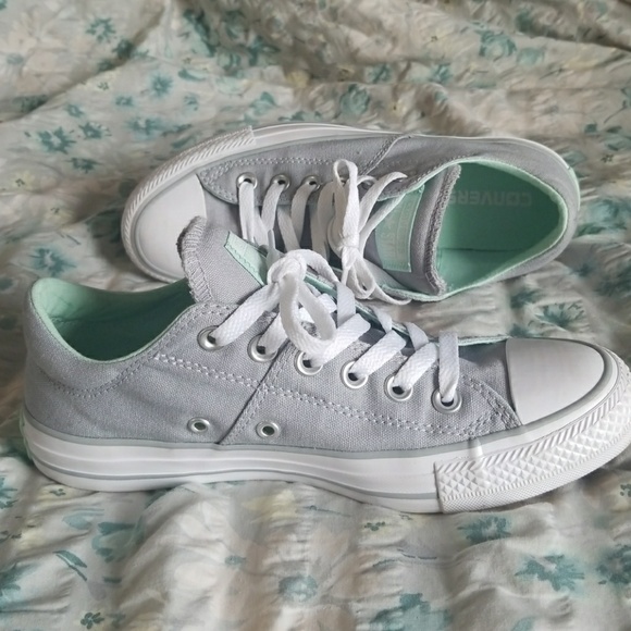 Converse - Picture 4 of 4