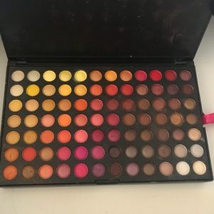 252 Eyeshadow Palette