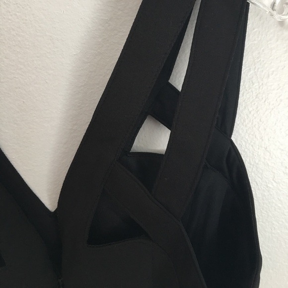 F21 BLACK SUPER FITTED CUT OUT DRESS - Picture 3 of 4