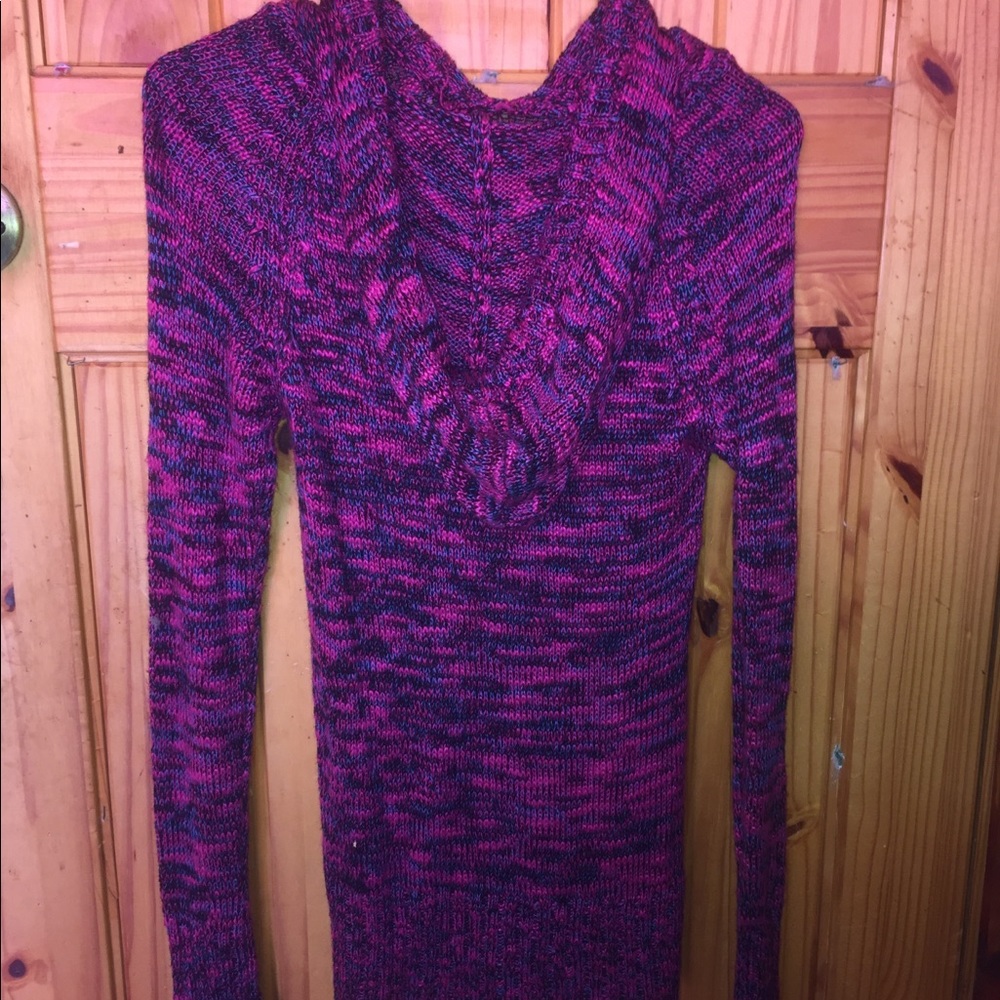 Sweater - Picture 2 of 2