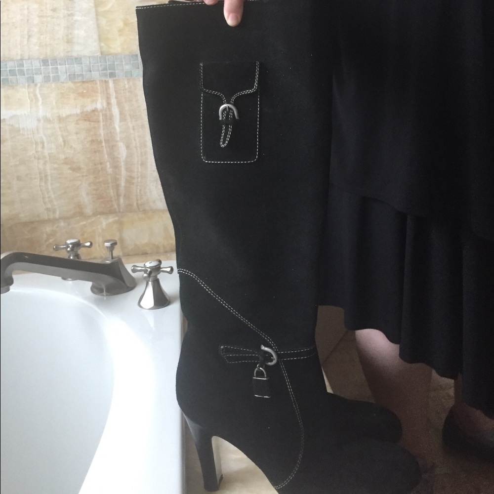 Juicy couture black boot