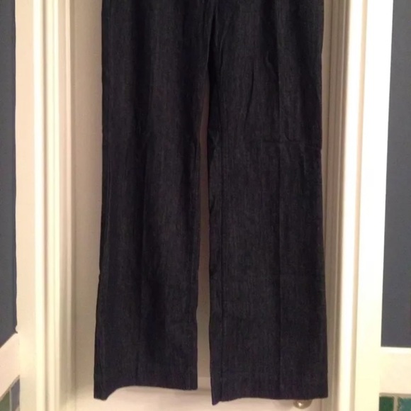 NWT Van Heusen Dark Wash Trouser Leg Jeans 8 R - Picture 3 of 7