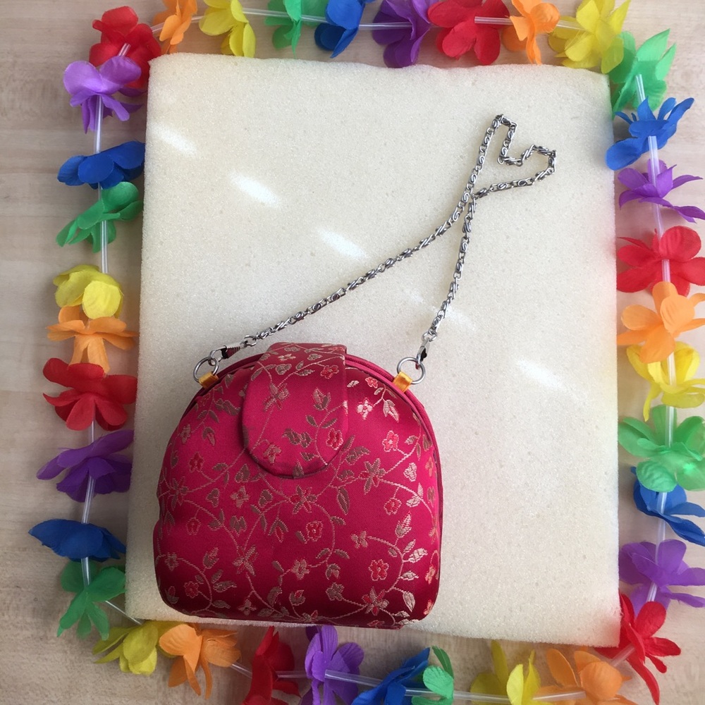 Item #181 Chinese style handbag/clutch .