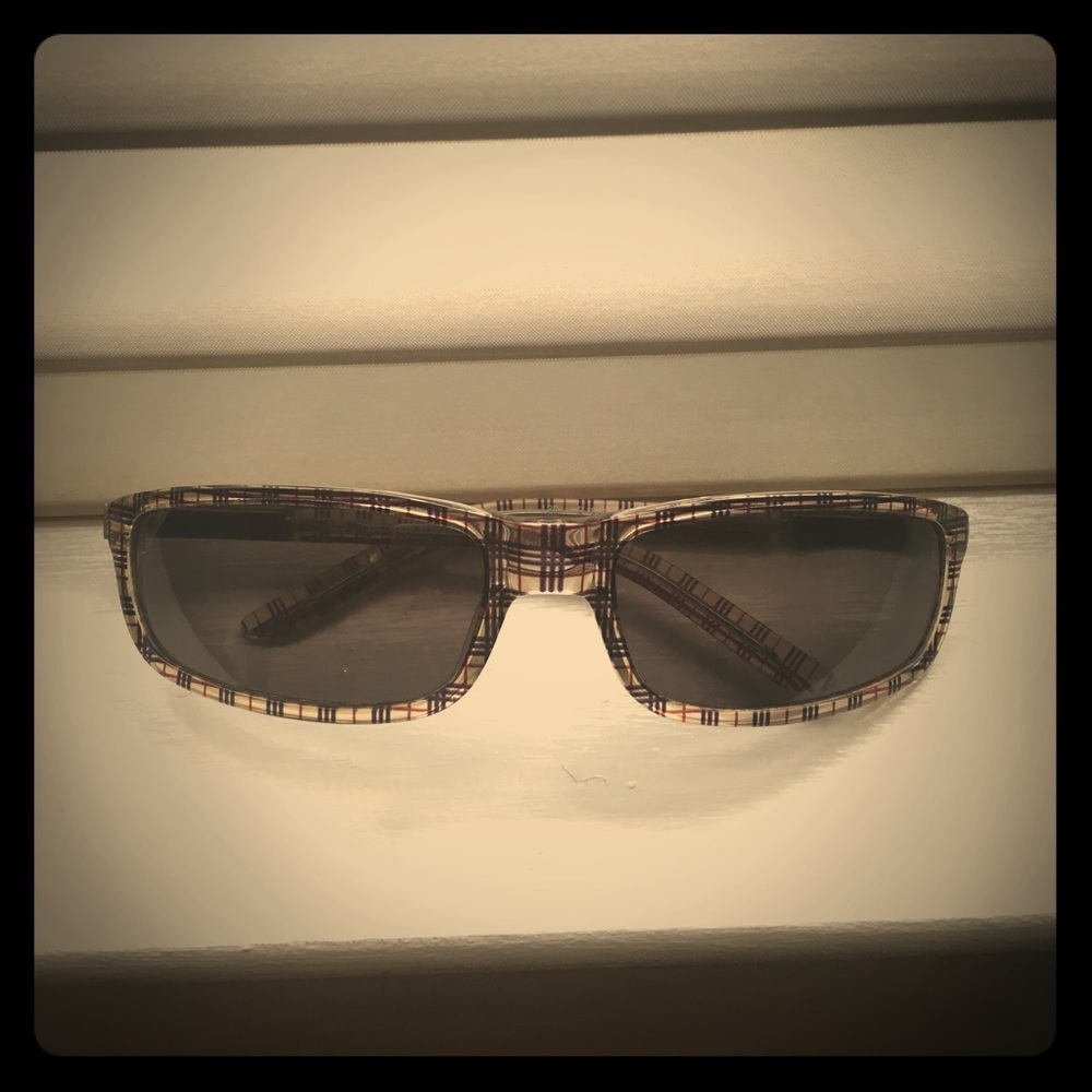 Burberry sunglasses