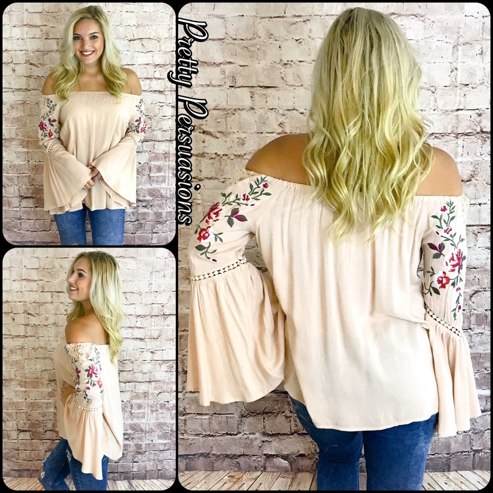 LAST 1‼️Embroidered Lace Bell Slv Off Shoulder Top - Picture 4 of 7