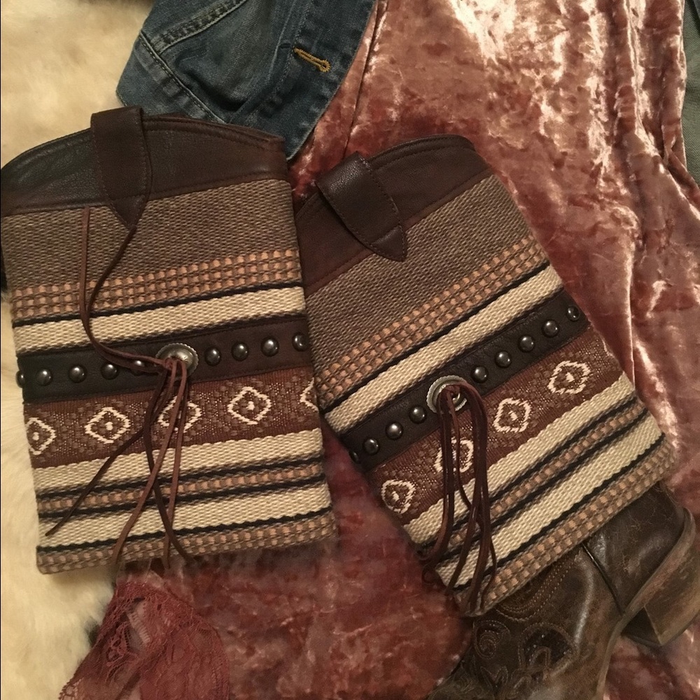 Boot rugs by artist Patricia wolf.