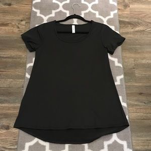 LulaRoe Solid Black Classic Tee