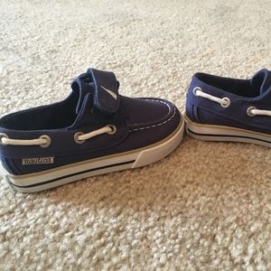Nautica boat shoes - Toddler Boy Size 6!