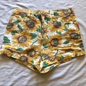 🌻 Sunflower Shorts