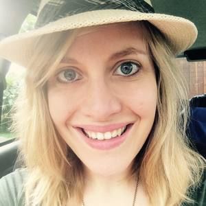 Meet your Posher, Andrea