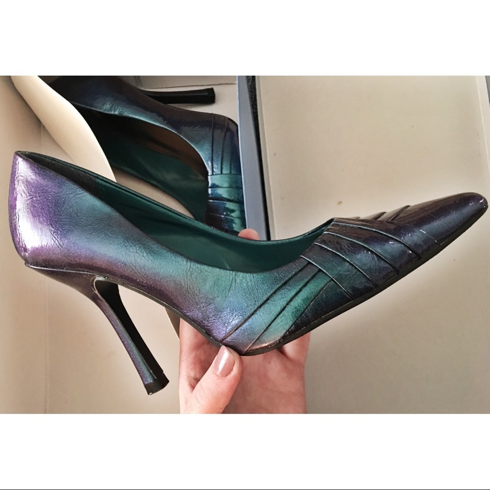 Teal/Purple Iridescent Pumps ✨