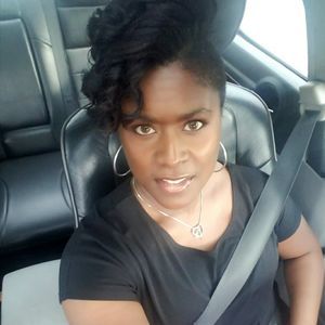 Meet your Posher, Casey