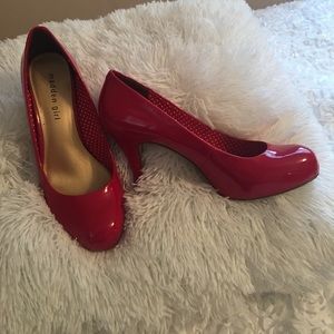 Red patent leather high heels