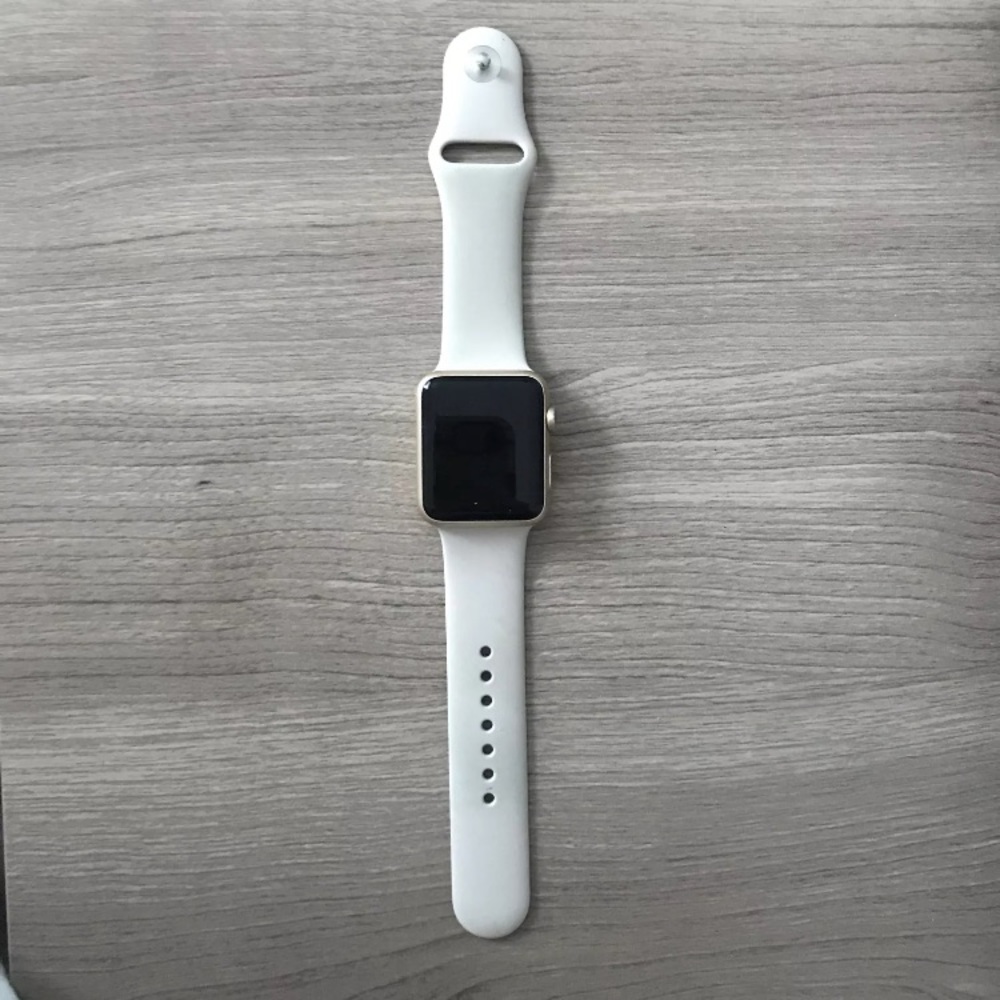 42 mm gold Apple Watch sport watch