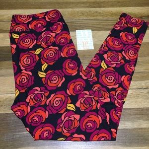 🚨UNICORN ALERT🚨LuLaRoe T&C Disney roses Legging
