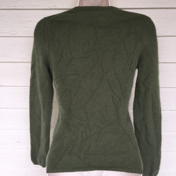 LORD & TAYLOR olive green 100% cashmere crew neck - Picture 5 of 6